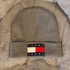 Tommy Hilfiger winter hat